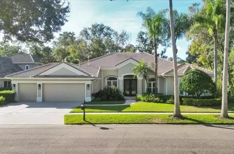 9814 Emerald Links Dr, Tampa, FL 33626