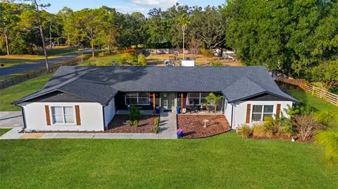 7811 Pineview Dr, Odessa, FL 33556