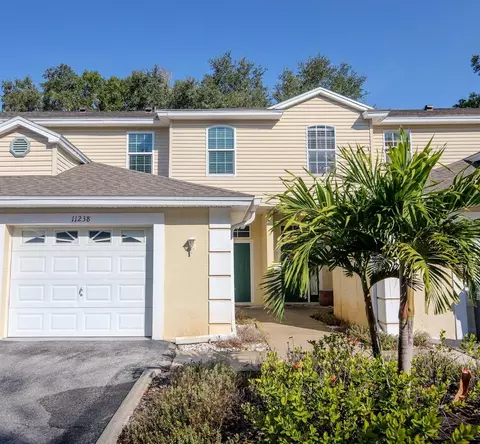 11238 Cedar Hollow Ln, Tampa, FL 33618