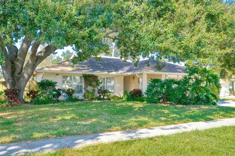 1432 Windmill Pointe Rd, Palm Harbor, FL 34685