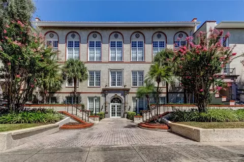 701 Mirror Lake Dr N #103, Saint Petersburg, FL 33701