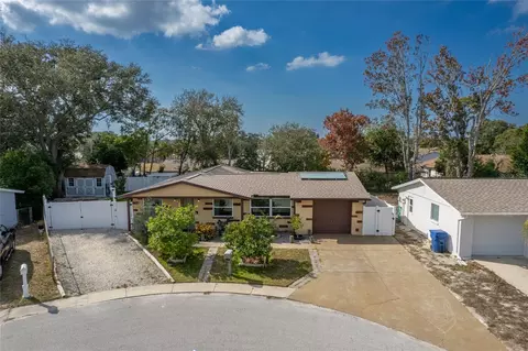 2527 Ohio Pl, Holiday, FL 34691
