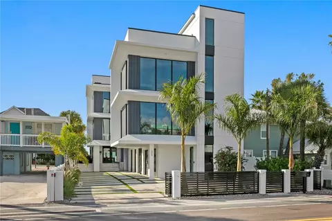 304 Gulf Blvd, Indian Rocks Beach, FL 33785