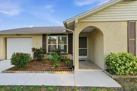 3136 Loomis Dr, New Port Richey, FL 34655