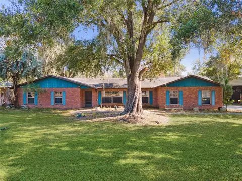 4142 El Shaddiai Sq, Plant City, FL 33565