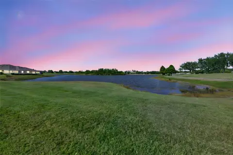 2241 Nottingham Greens Dr, Sun City Center, FL 33573