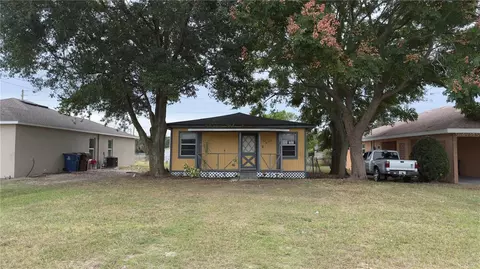 603 Dr J A Wiltshire Ave W, Lake Wales, FL 33853
