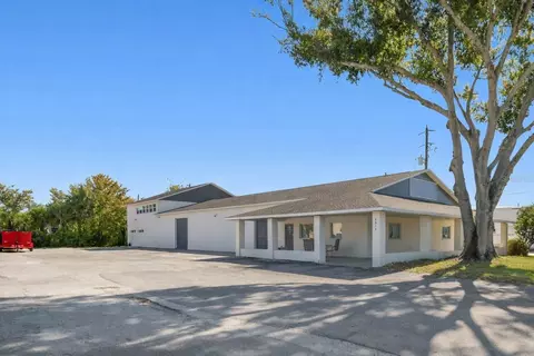 6010 Wall St, Port Richey, FL 34668