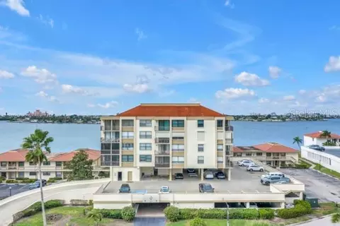 6279 Sun Blvd #304, Saint Petersburg, FL 33715