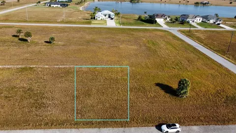 6 Spruce Ln, Placida, FL 33946