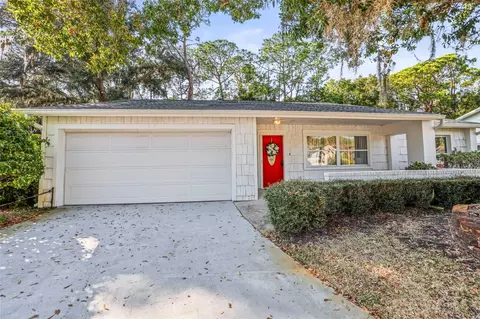1128 Lanyard St, Palm Harbor, FL 34685