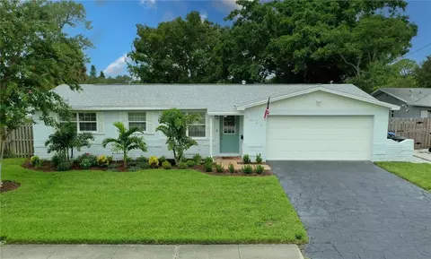 5428 Denver St NE, Saint Petersburg, FL 33703