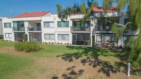 5510 Puerta Del Sol Blvd S #132, Saint Petersburg, FL 33715