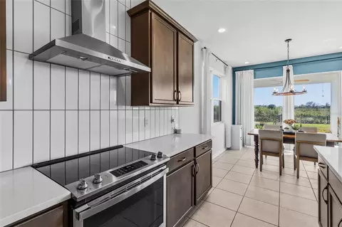 Kitchen - 11124 Moonsail Dr, Parrish, FL 34219 photo 3 of 6