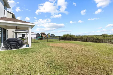 Exterior - 11124 Moonsail Dr, Parrish, FL 34219 photo 5 of 7