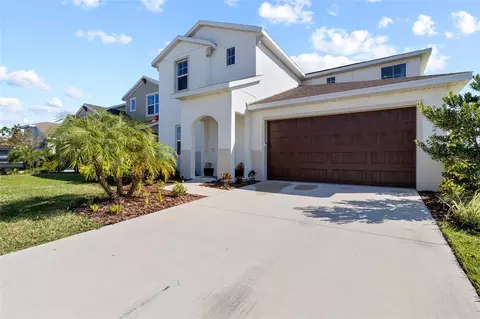 Exterior - 11124 Moonsail Dr, Parrish, FL 34219 photo 2 of 7