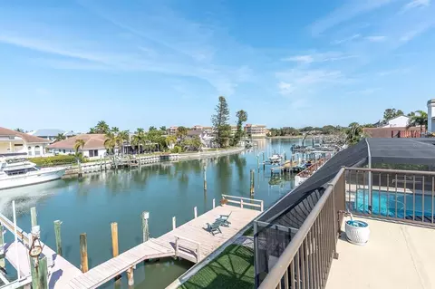 4961 61st Ave S, Saint Petersburg, FL 33715