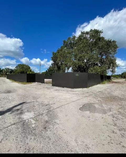 6009 Mckinley Ave, Wimauma, FL 33598