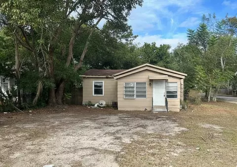 1514 E 99th Ave, Tampa, FL 33612