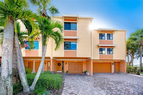 413 Haven Point Dr, Treasure Island, FL 33706