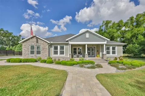 3108 Midway Rd, Plant City, FL 33565