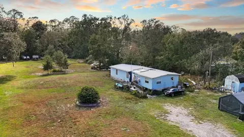 10625 Broken Arrow Dr, Thonotosassa, FL 33592