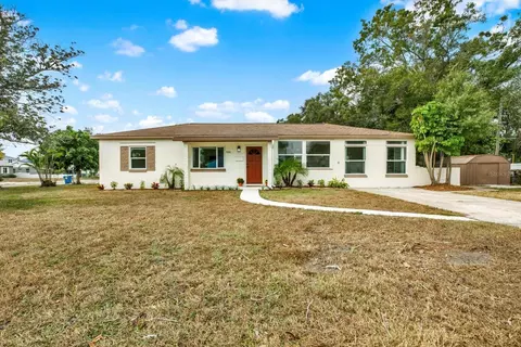 4000 Locust St NE, Saint Petersburg, FL 33703