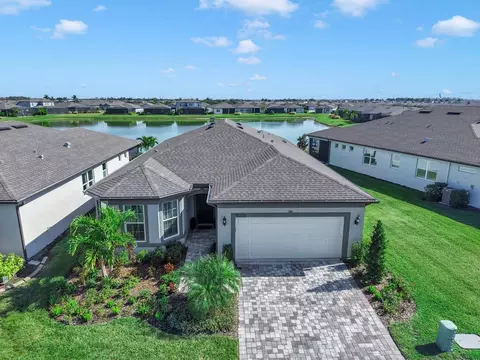10236 Coastal Shores Dr, Parrish, FL 34219