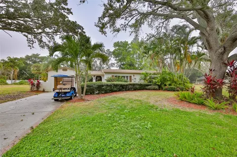 456 Rafael Blvd NE, Saint Petersburg, FL 33704