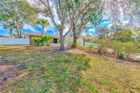 9954 Sweet Bay Ct, New Port Richey, FL 34654