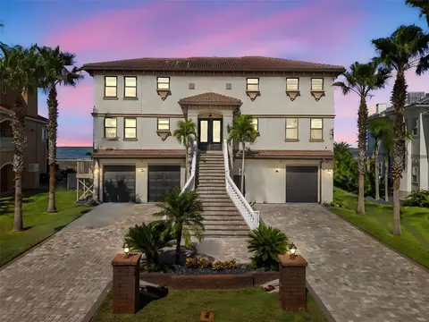 4387 Harborpointe Dr, Port Richey, FL 34668