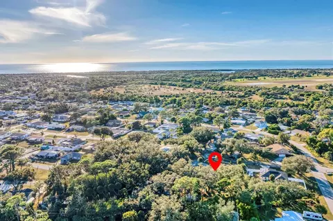 View/Area - 2745 Arrowhead Rd, Venice, FL 34293 photo 1 of 20