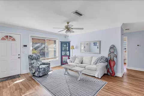 Living - 2745 Arrowhead Rd, Venice, FL 34293 photo 2 of 4