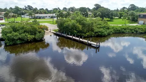 View/Area - 2745 Arrowhead Rd, Venice, FL 34293 photo 13 of 20