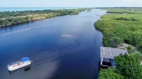 View/Area - 2745 Arrowhead Rd, Venice, FL 34293 photo 9 of 20