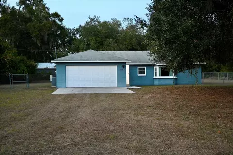 9528 Joe Ebert Rd, Seffner, FL 33584
