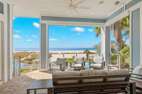 10042 Gulf Blvd, Treasure Island, FL 33706