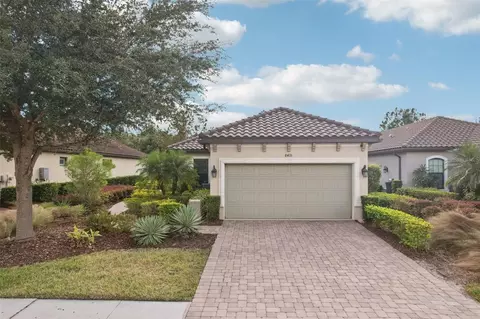 8433 Alberata Vista Dr, Tampa, FL 33647