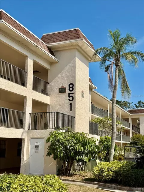851 Maple Ct #209, Dunedin, FL 34698