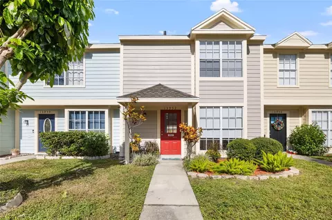 13952 Fletchers Mill Dr, Tampa, FL 33613
