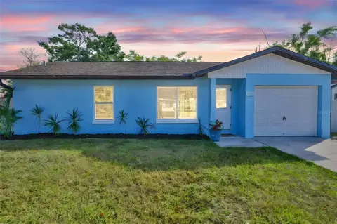 13571 Audrey Ln, Largo, FL 33771