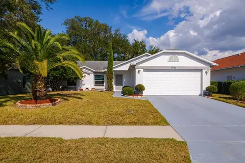 9043 Tournament Dr, Hudson, FL 34667