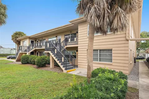 200 36th Ave N #104A, Saint Petersburg, FL 33704