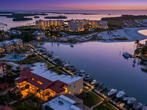 1060 Pinellas Bayway S #106, Tierra Verde, FL 33715