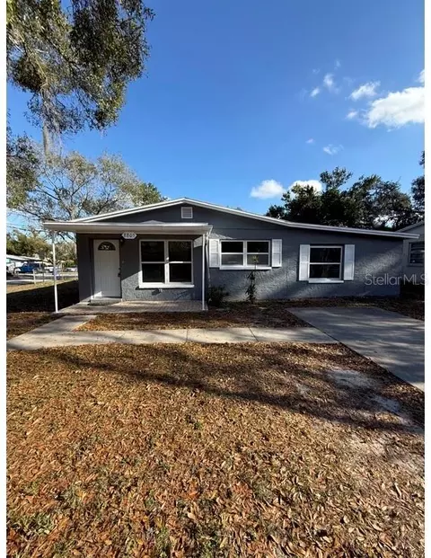 8805 Temple Park Dr, Tampa, FL 33637