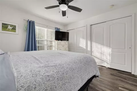 Bedroom - 2096 Sun Down Dr, Clearwater, FL 33763 photo 1 of 4