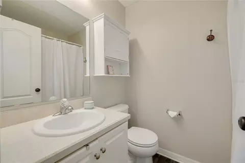 Bath - 2096 Sun Down Dr, Clearwater, FL 33763 photo 3 of 6