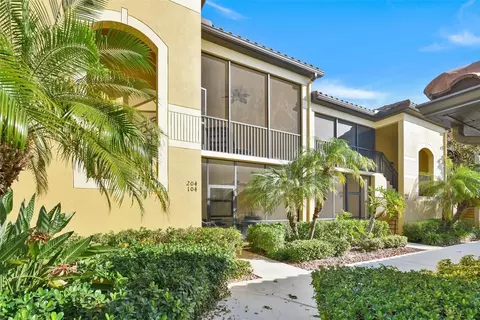 7305 River Hammock Dr #204, Bradenton, FL 34212
