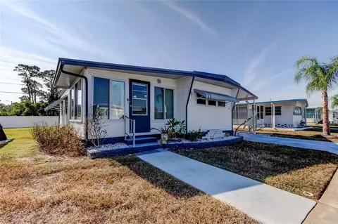 7 Drury Ln, Tarpon Springs, FL 34689
