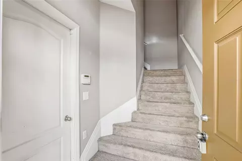Entry Way - 5723 Kingletsound Pl, Lithia, FL 33547 photo 1 of 2